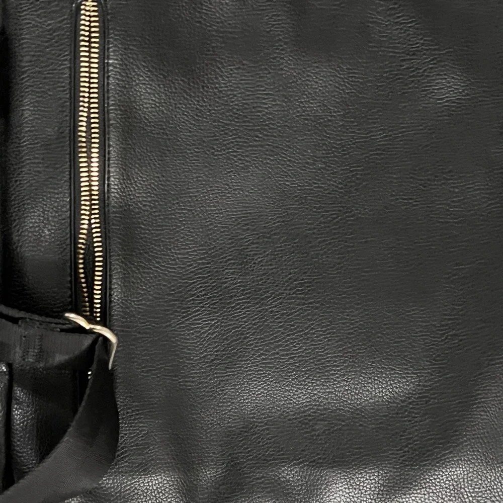 Fawn Design Black Baby Bag with Structured Design